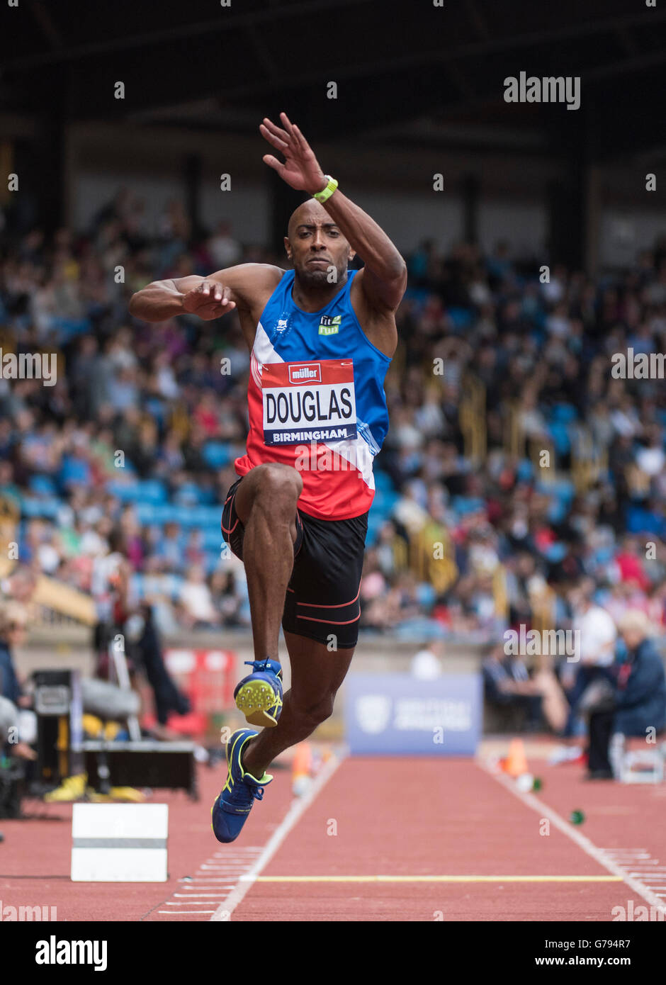 Alexander-Stadion, Birmingham, UK. 25. Juni 2016. Der britischen Leichtathletik-Weltmeisterschaft 2016. Nathan Douglas konkurriert in der Mens Triple Jump Finale bei der britischen Leichtathletik-Weltmeisterschaft in Birmingham. Bildnachweis: Aktion Plus Sport/Alamy Live-Nachrichten Stockfoto