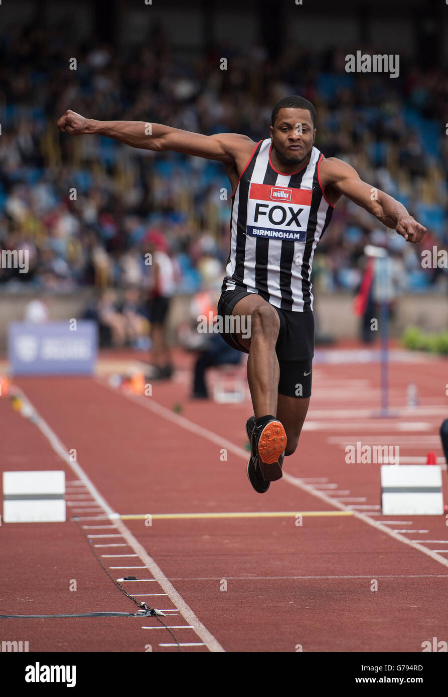 Alexander-Stadion, Birmingham, UK. 25. Juni 2016. Der britischen Leichtathletik-Weltmeisterschaft 2016. Nathan Fox konkurriert in der Mens Triple Jump Finale bei der britischen Leichtathletik-Weltmeisterschaft in Birmingham. Bildnachweis: Aktion Plus Sport/Alamy Live-Nachrichten Stockfoto