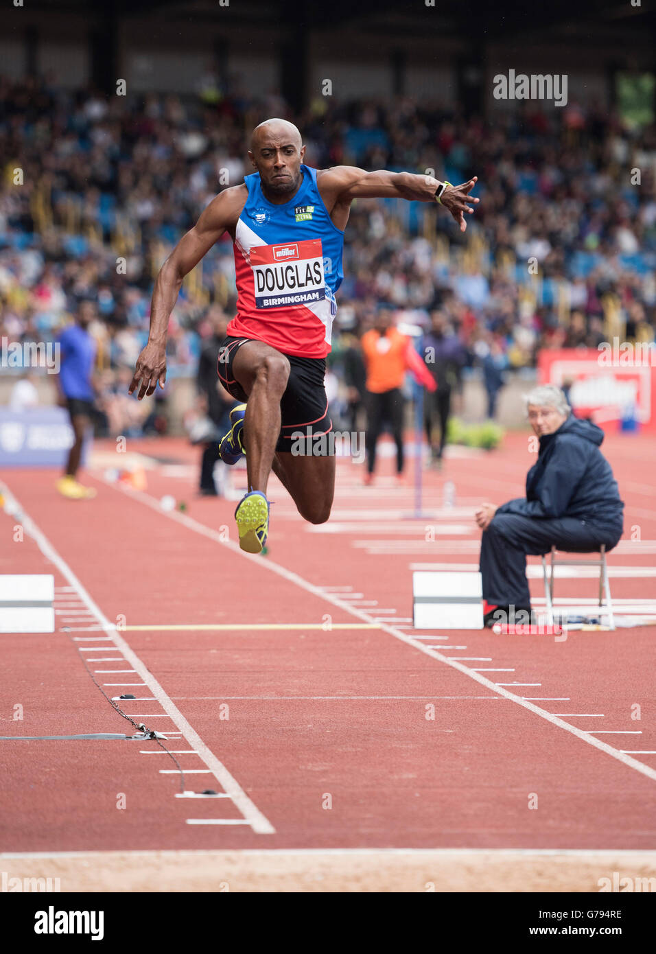 Alexander-Stadion, Birmingham, UK. 25. Juni 2016. Der britischen Leichtathletik-Weltmeisterschaft 2016. Nathan Douglas konkurriert in der Mens Triple Jump Finale bei der britischen Leichtathletik-Weltmeisterschaft in Birmingham. Bildnachweis: Aktion Plus Sport/Alamy Live-Nachrichten Stockfoto