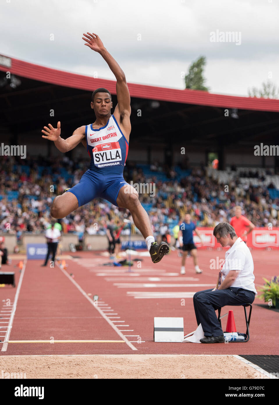 Alexander-Stadion, Birmingham, UK. 26. Juni 2016. Der britischen Leichtathletik-Weltmeisterschaft 2016. Patrick Sylia konkurriert in der Mens Long Jump Finale bei der britischen Leichtathletik-Weltmeisterschaft in Birmingham. © Aktion Plus Sport/Alamy Live-Nachrichten Stockfoto