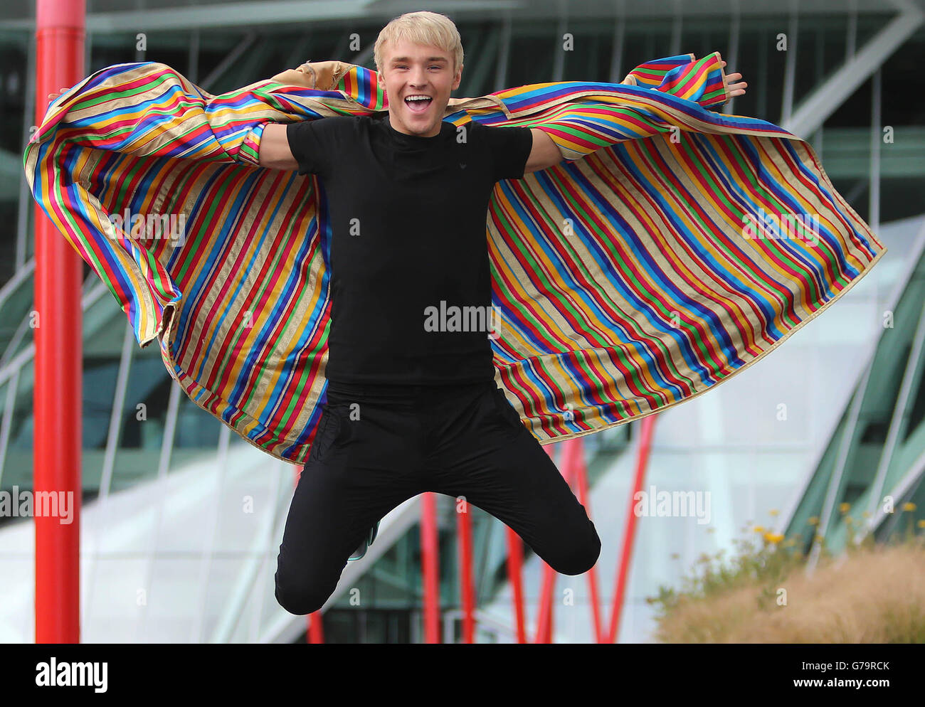 X Factor Finalist Lloyd Daniels Star von Joseph und der erstaunliche Technicolor Dreamcoat während einer Fotoausstellung, um die Rückkehr der Show zu Dublins Bord Gais Energy Theater bekannt zu geben. Stockfoto