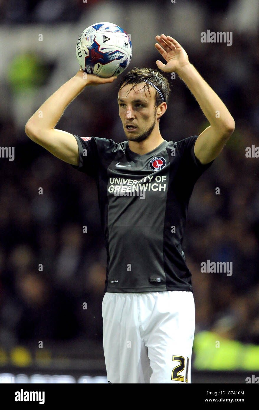 Fußball - Capital One Cup - zweite Runde - Derby County / Charlton Athletic - iPro Stadium. Morgan Fox von Charlton Athletic Stockfoto