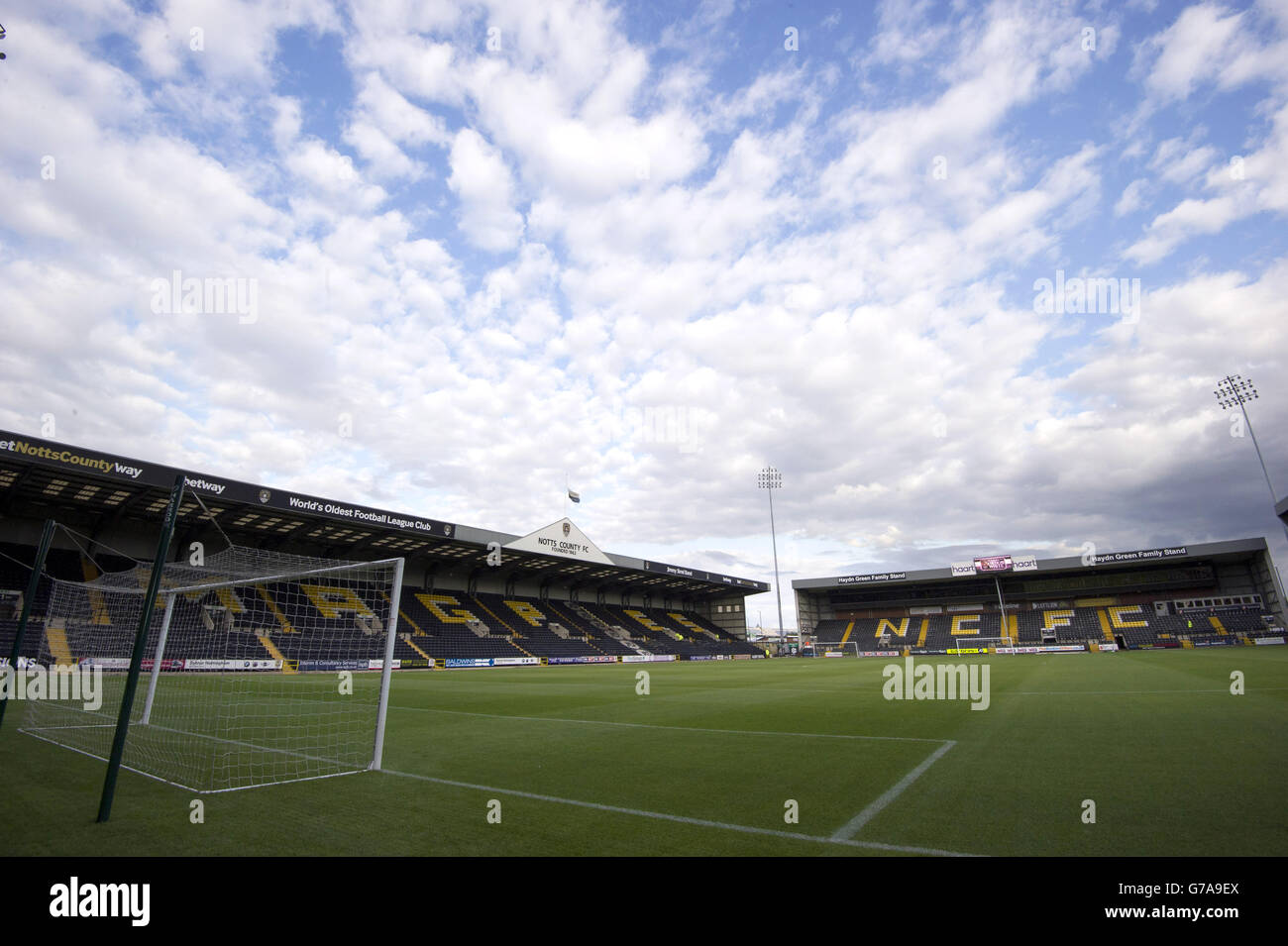 Fußball - Himmel Bet League One - Notts County V Colchester United - Meadow Lane Stockfoto