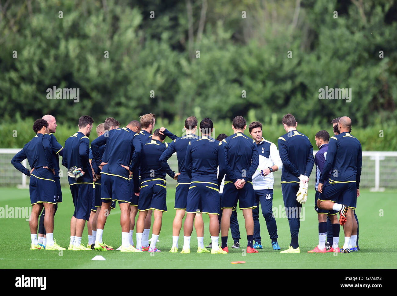 Fußball - UEFA Europa League - Qualifikation - Play Off - Second Leg - Tottenham Hotspur gegen AEL Limassol - Tottenham Hotspur Train.... Mauricio Pochettino, Manager von Tottenham Hotspur, während der Schulung im Enfield Training Center, London. Stockfoto