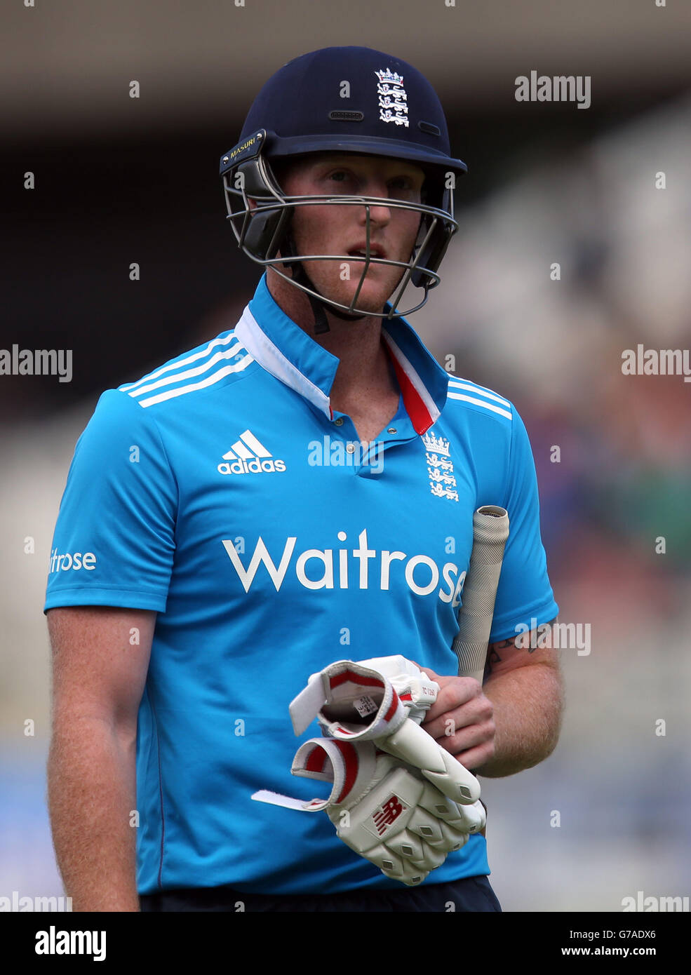 Cricket - Royal London One Day International Series - Third ODI - England - Indien - Trent Bridge. Der englische Ben Stokes geht los, nachdem er während der Royal London One Day International an der Trent Bridge, Nottingham, ausging. Stockfoto