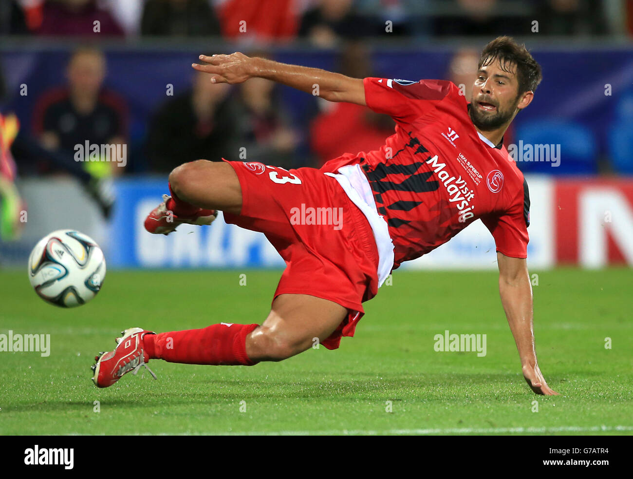 Fußball - UEFA Super Cup 2014 - Sevilla / Real Madrid - Cardiff City Stadium. Sevillas Cola Stockfoto