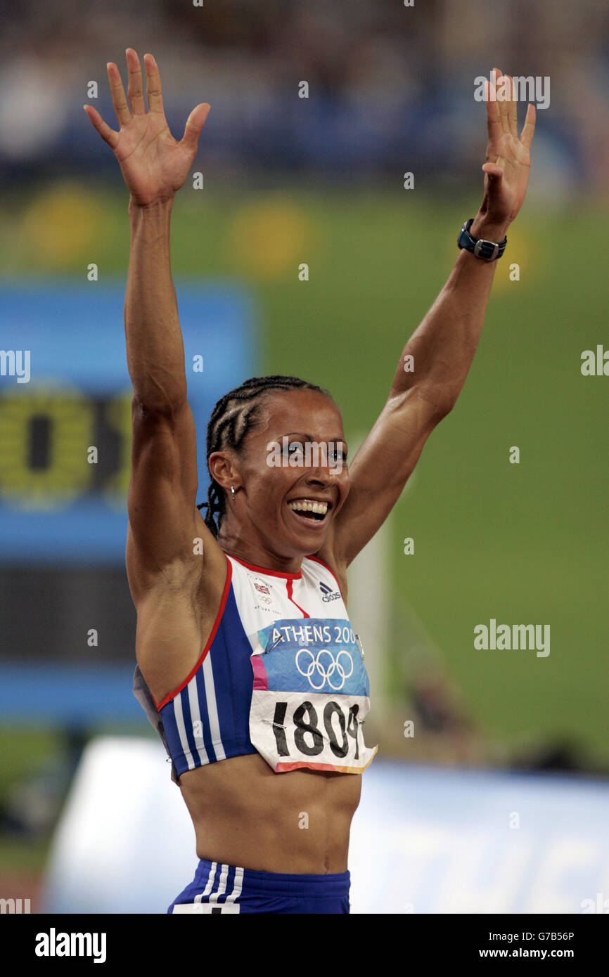 Action sport leichtathletik olympia 2004 olympia 1500m feiern