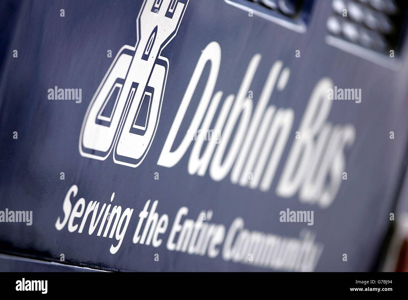 Ein Dubliner Bus, in dem die Verhandlungen zwischen Gewerkschaftsfunktionären und dem Verkehrsministerium der LRC nach fast vier Stunden dauernden Verhandlungen unterbrochen wurden. Die Gespräche gehen über die Möglichkeit der Öffnung des Dublin Bus-Marktes für private Betreiber. Stockfoto