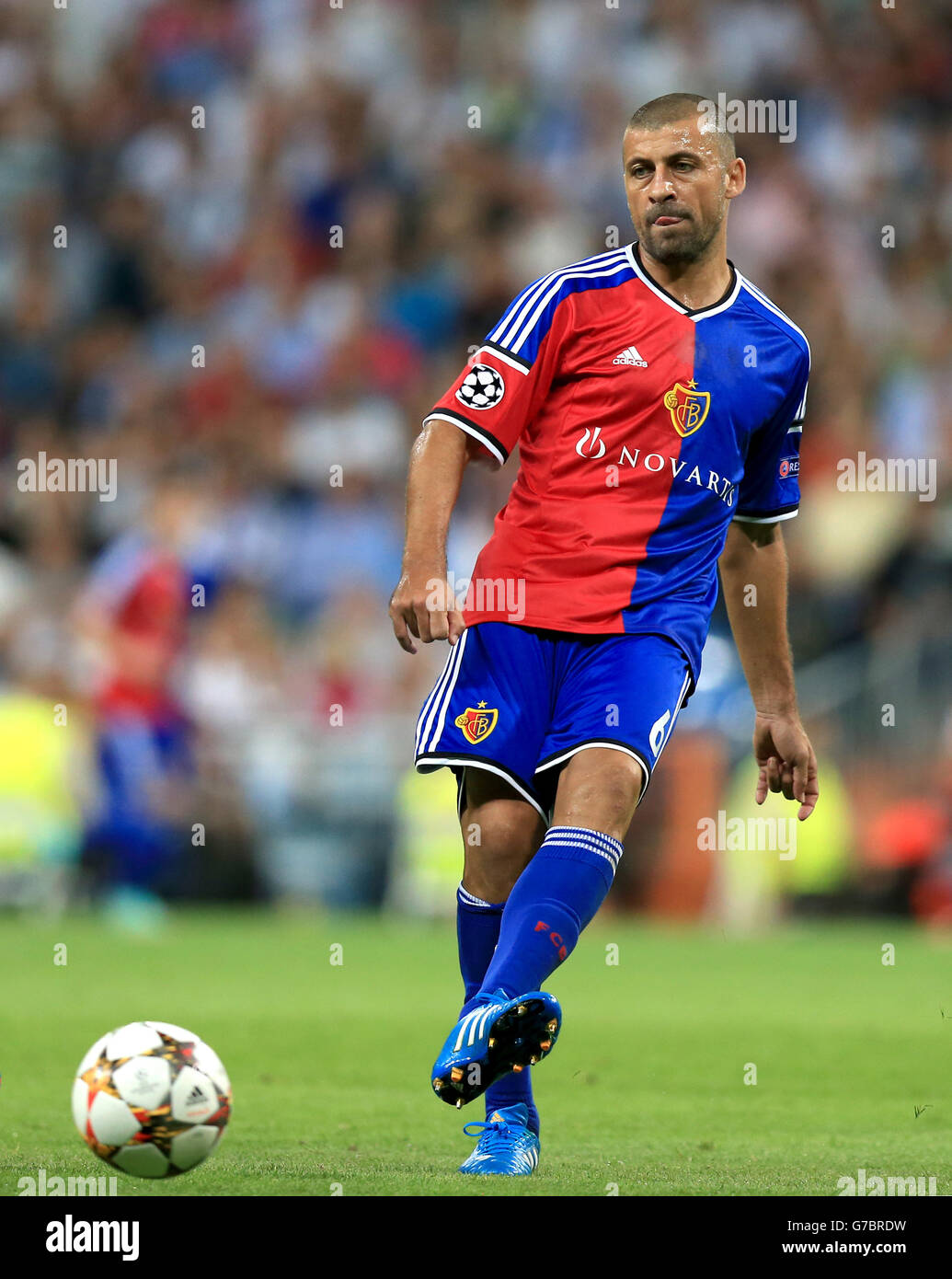 Fußball - UEFA Champions League - Gruppe D - Real Madrid / FC Basel - Santiago Bernabeu. Walter Samuel, FC Basel Stockfoto