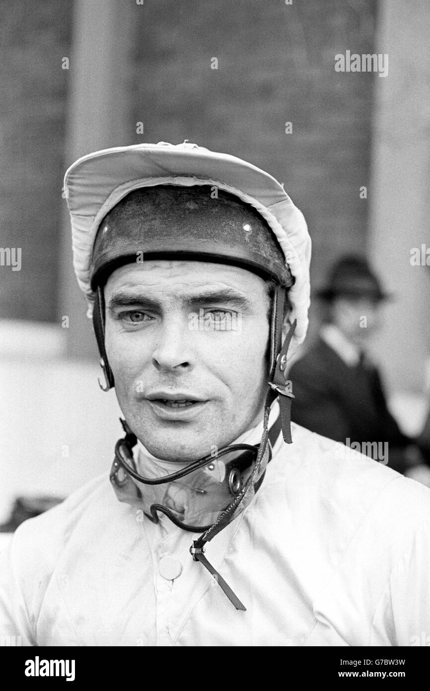 Pferderennen - BR Davies. Jockey BR Davies Stockfoto
