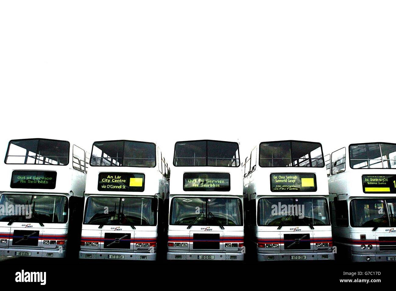 Die Verhandlungen zwischen Beamten der Union und dem Verkehrsministerium der LRC wurden nach fast vier Stunden dauernden Verhandlungen unterbrochen. Die Gespräche gehen über die Möglichkeit der Öffnung des Dublin Bus-Marktes für private Betreiber. Stockfoto