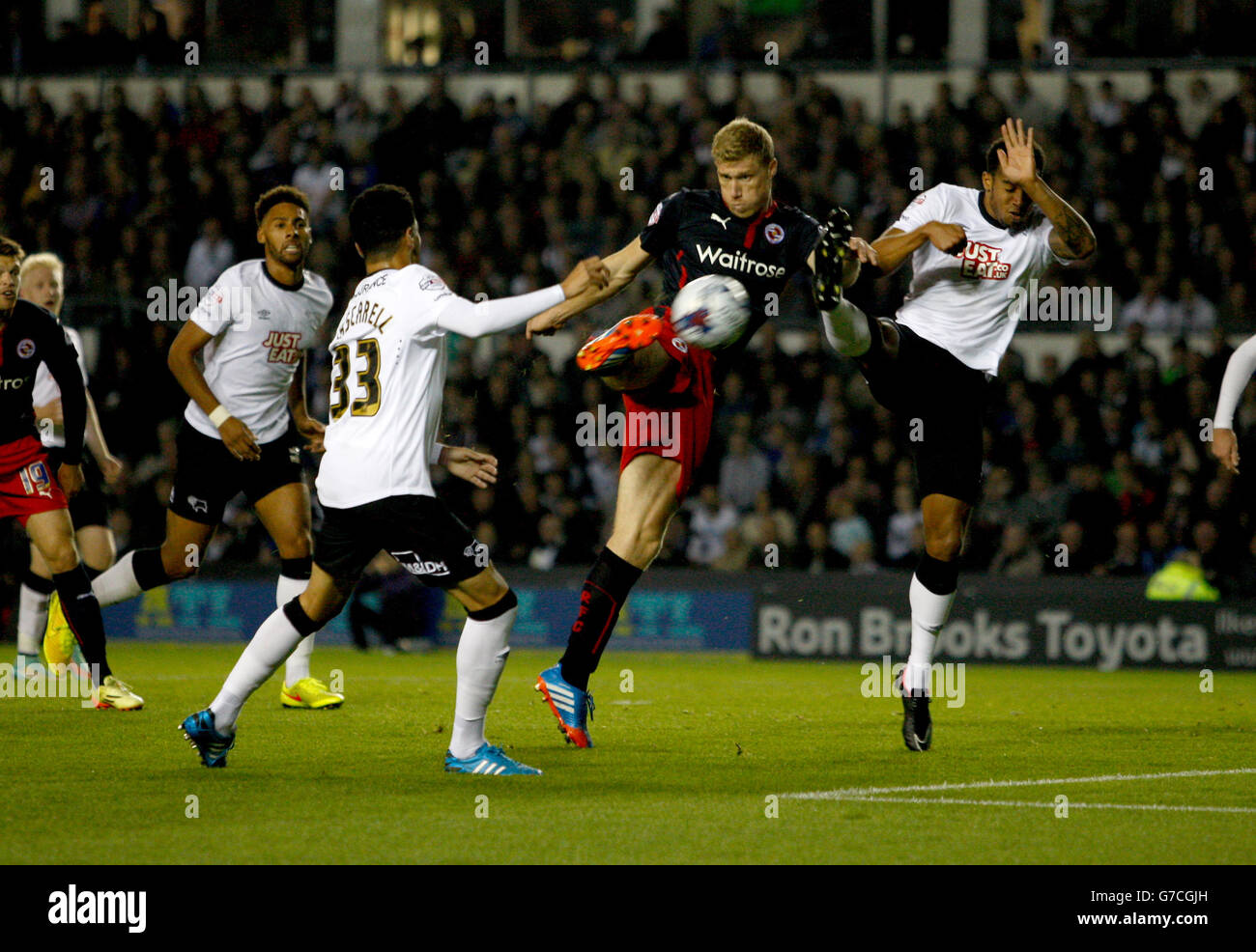 Fußball - Capital One Cup - dritte Runde-Derby County V Reading - iPro Stadion Stockfoto