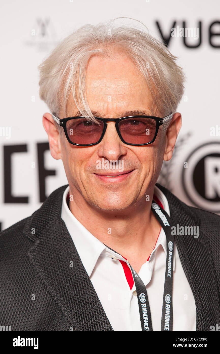 Elliot Grove, Gründer des Raindance Film Festivals, bei der Eröffnungsgala des Raindance Film Festivals im Vue Cinema am Leicester Square im Zentrum von London. Stockfoto