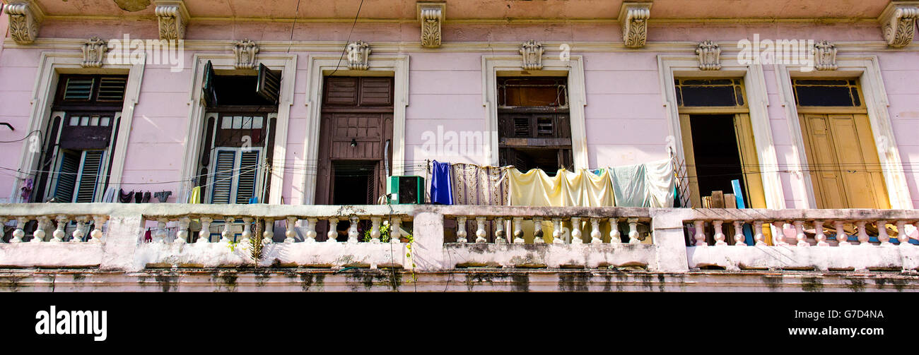 Fassade eines Gebäudes in Havanna Straße Stockfoto