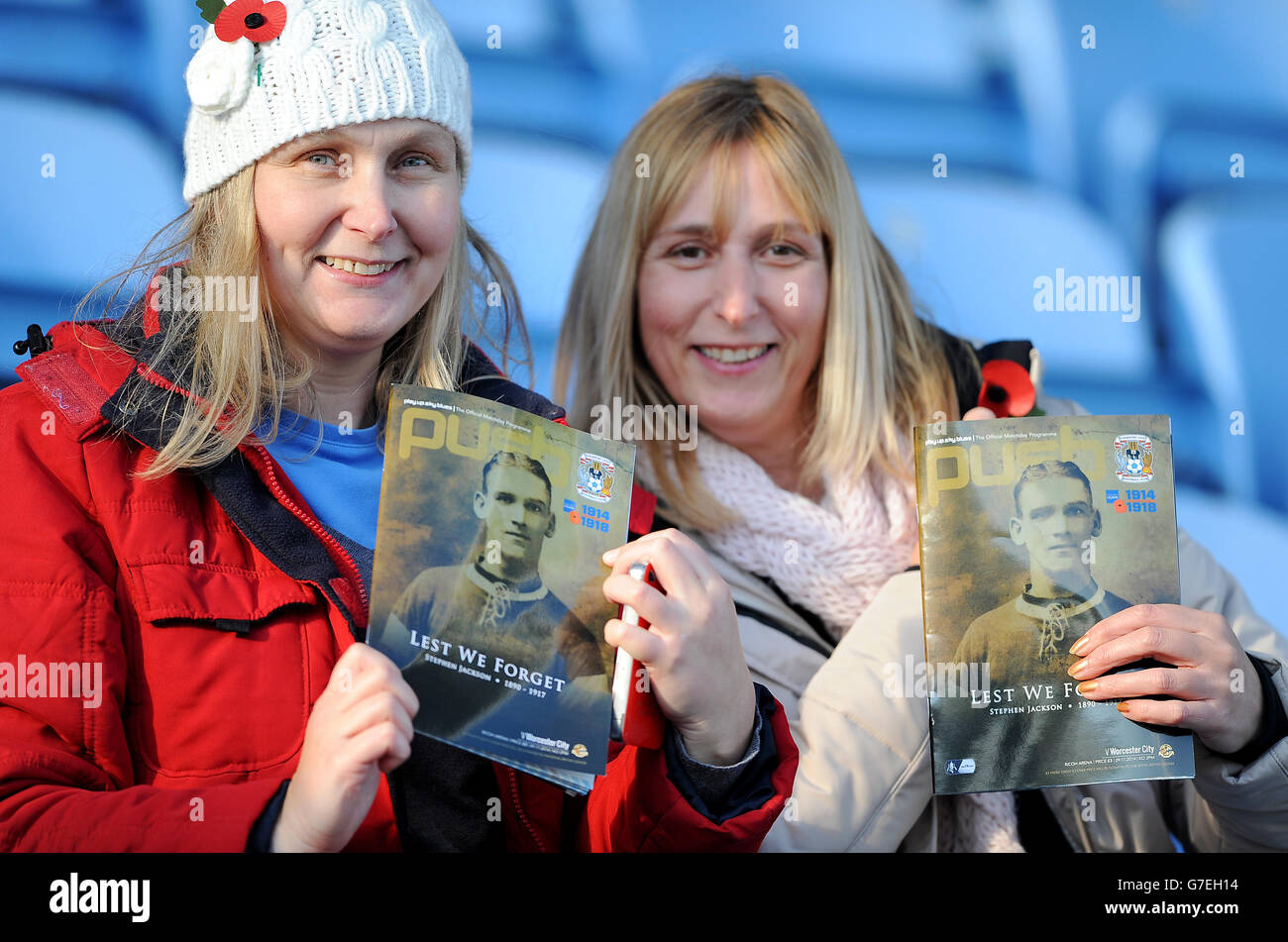 Fußball - Pokal - erste Runde - Coventry City V Worcester City - Ricoh Arena Stockfoto