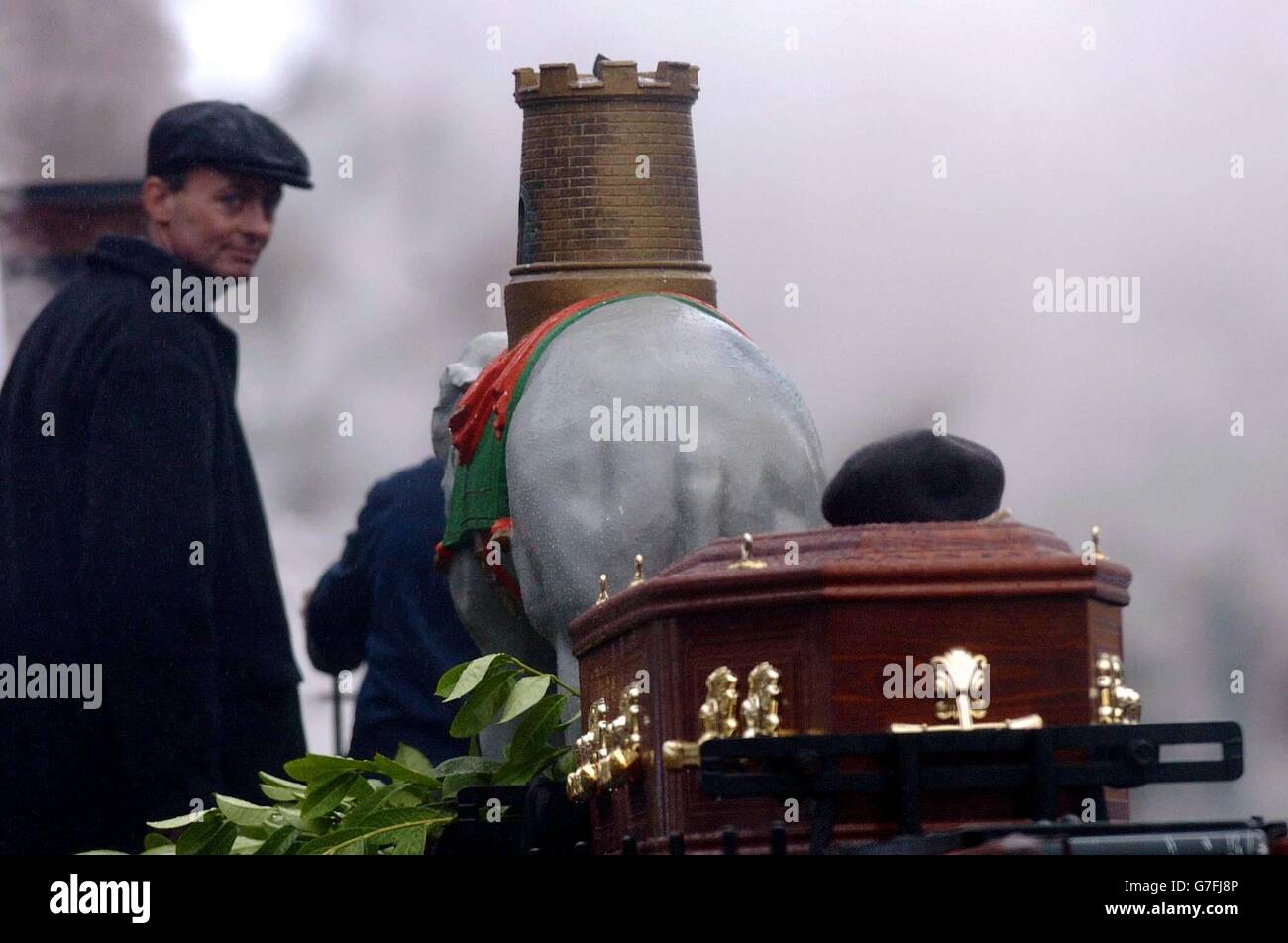 Fred Dibnah Beerdigung Stockfotografie Alamy