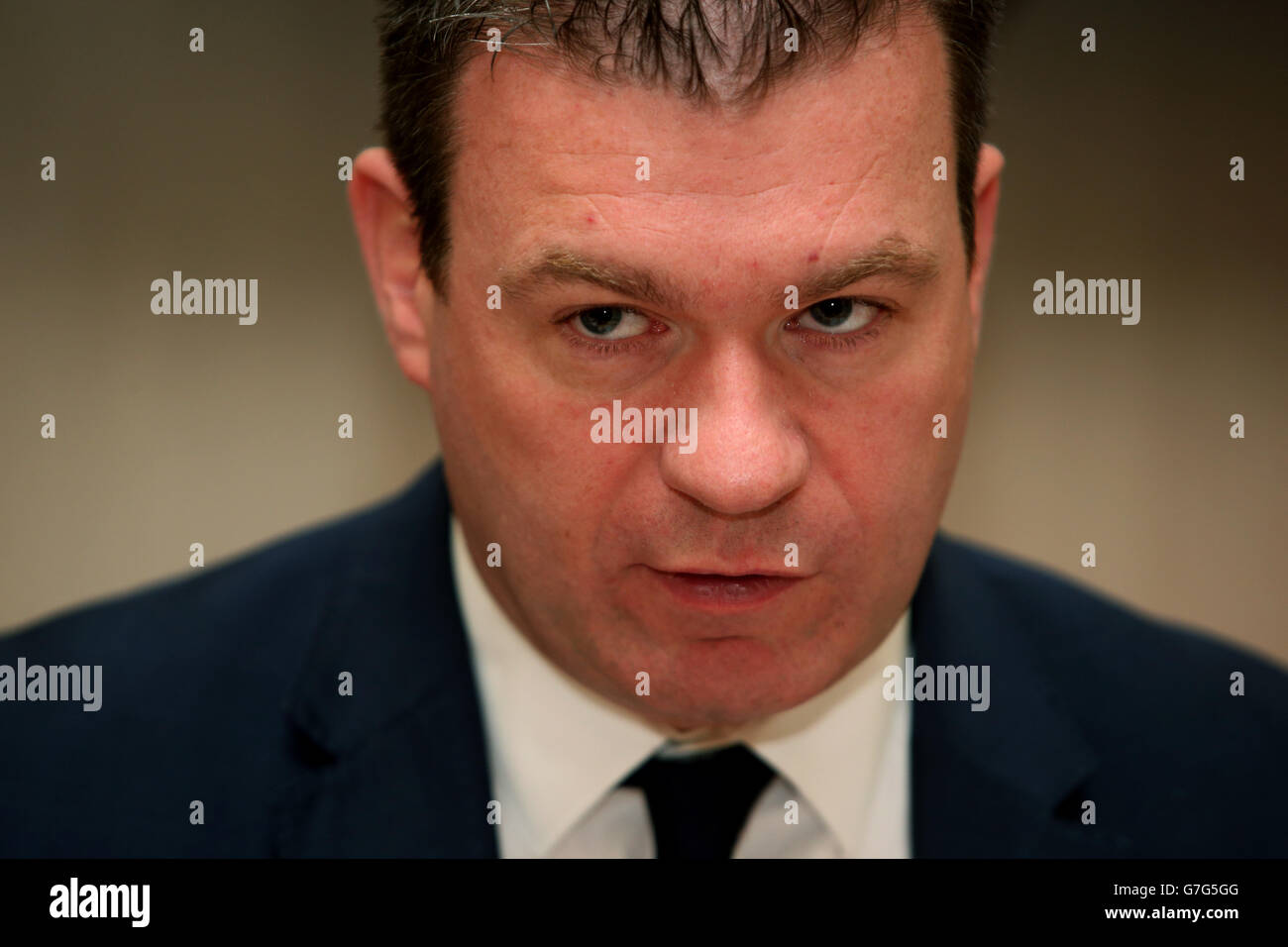 Umweltminister Alan Kelly bei der Einführung der sozialen Wohnungsbaustrategie im Custom House, Dublin. Stockfoto