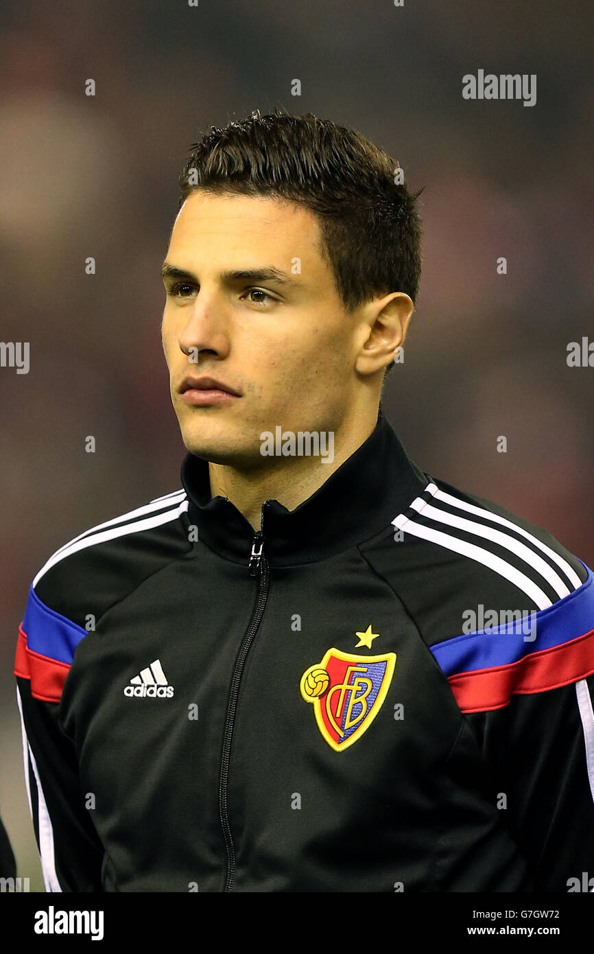 Fußball - UEFA Champions League - Gruppe B - Liverpool - Basel - Anfield. Fabian Schar, FC Basel. Stockfoto