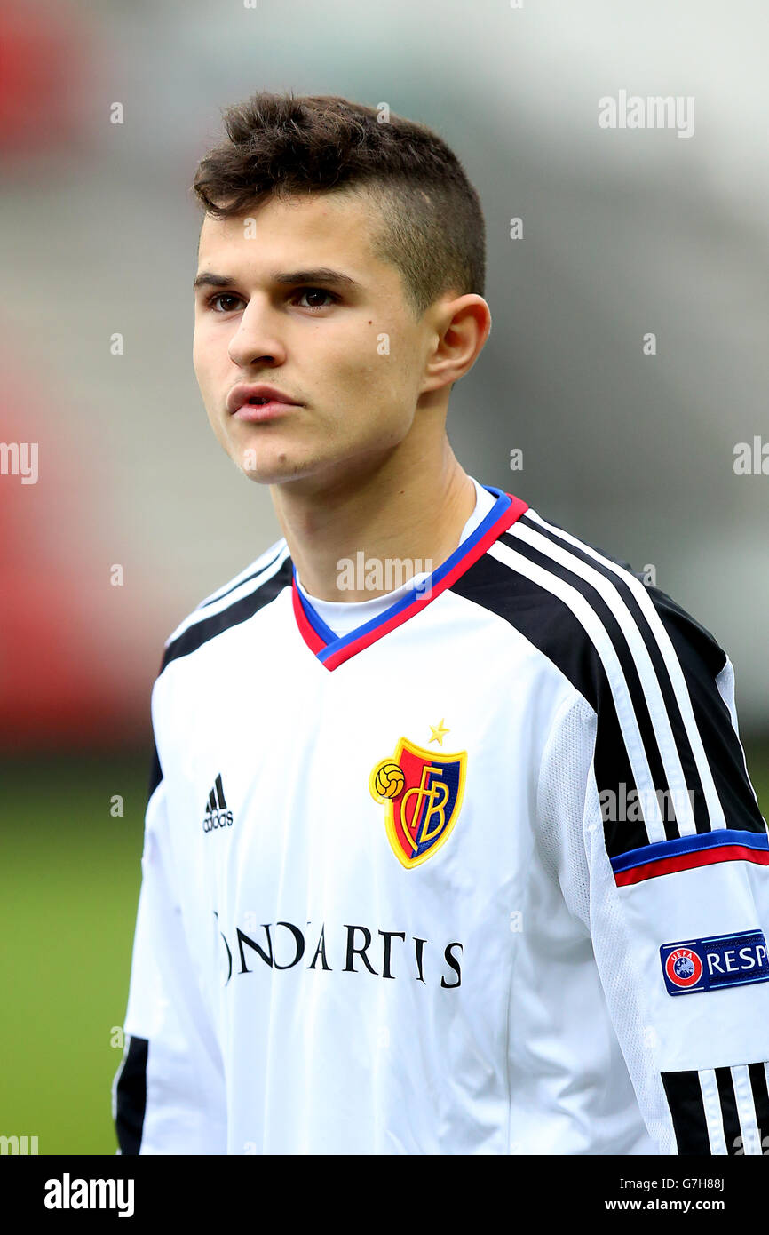 Fußball - UEFA Champions League - Gruppe B - Liverpool - Basel - Anfield. Pedro Jose Pacheco, FC Basel. Stockfoto
