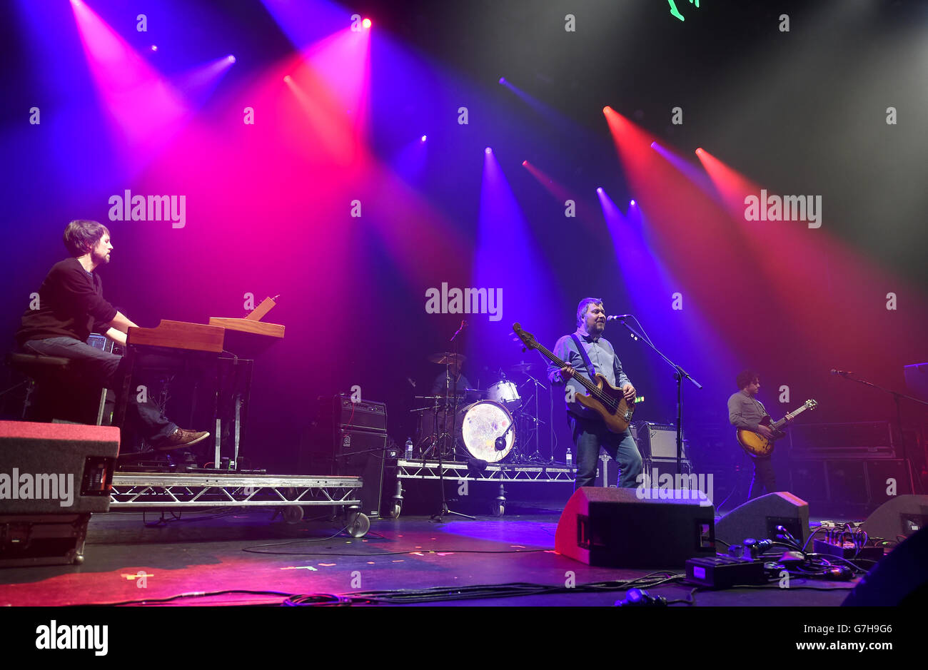 Xfm Winter Wonderland - Manchester. Jimi Goodwin tritt im Winter Wonderland 2014 von XFM im O2 Apollo Manchester auf. Stockfoto