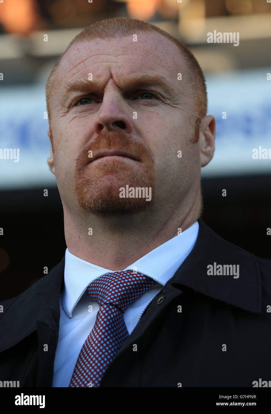 Fußball - Barclays Premier League - Queens Park Rangers V Burnley - Loftus Road Stockfoto