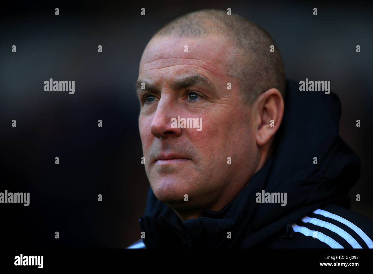 Fußball - Sky Bet Championship - Wolverhampton Wanderers gegen Brentford - Molineux. Brentford-Manager Max Warburton beim Sky Bet Championship-Spiel in Molineux, Wolverhampton. Stockfoto