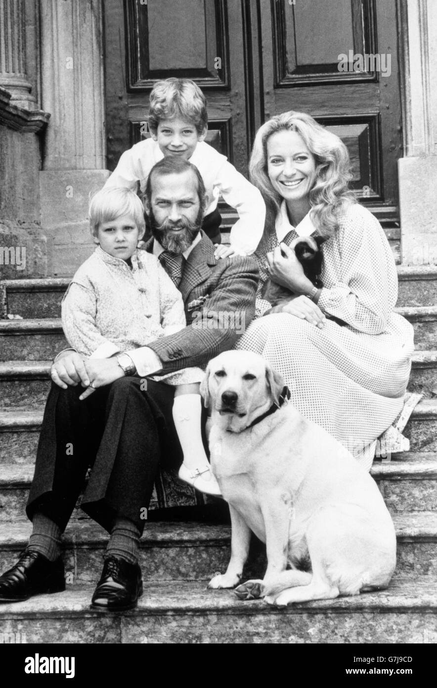 Prinz und Prinzessin Michael von Kent mit ihren Kindern Lord Frederick, 5, und Lady Gabriella Windsor, 3. Nur für den Fremdgebrauch. Stockfoto
