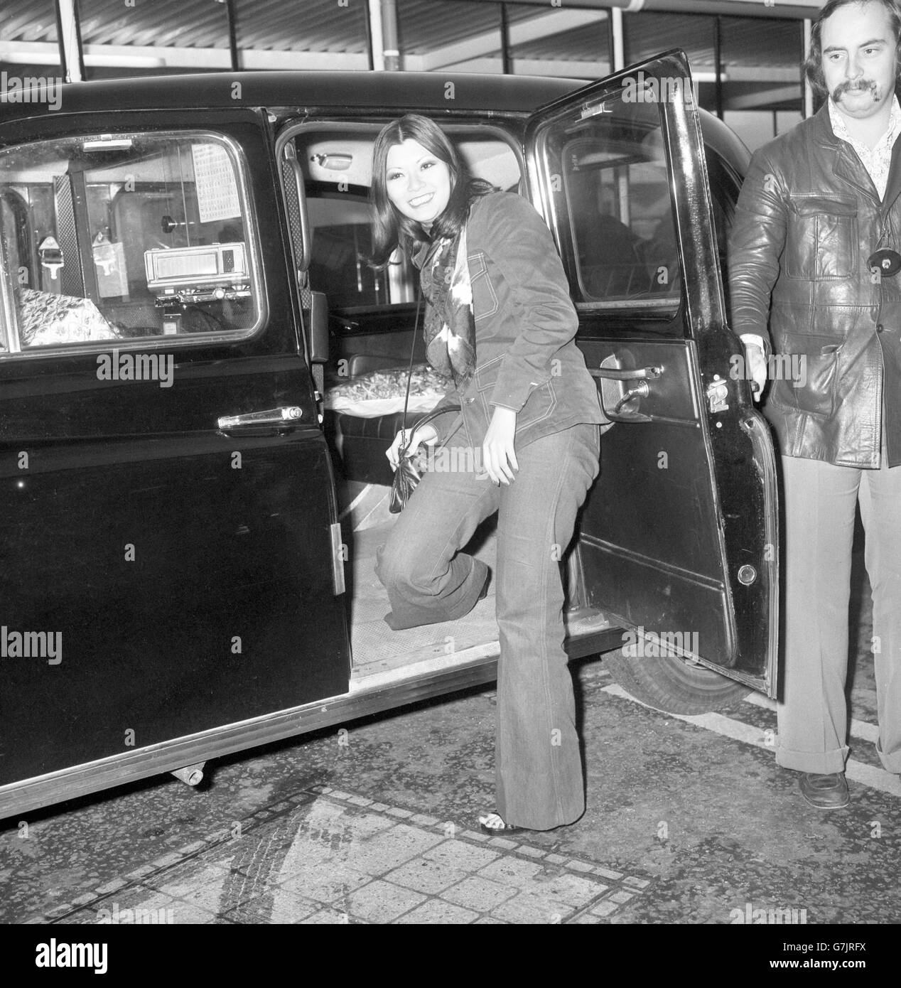 Miss World 1974 Flughafen Heathrow, London Stockfotografie Alamy