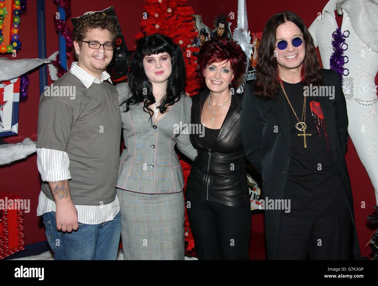 (Von links nach rechts) Jack, Kelly, Sharon und Ozzy Osbourne während ihres Gastauftritts Stockfoto