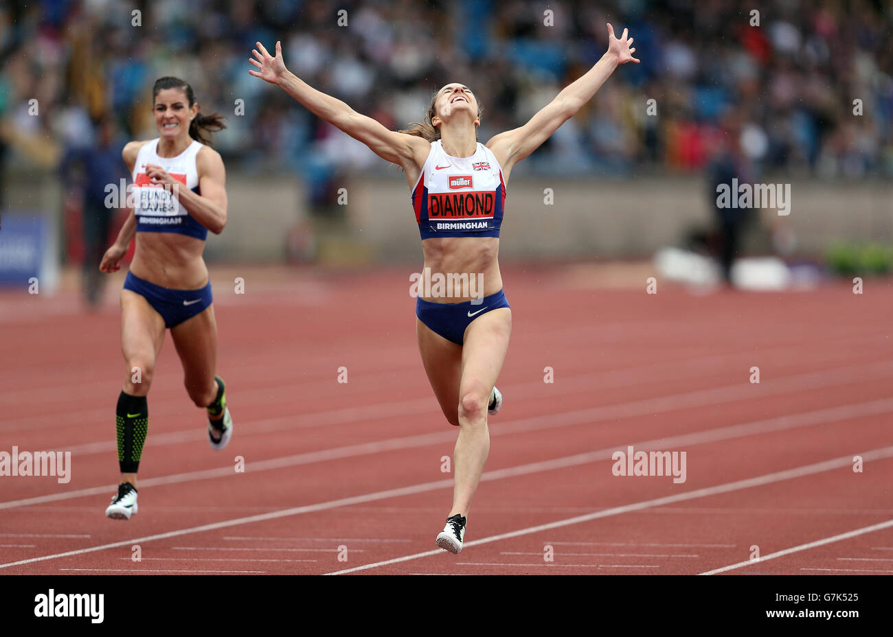 Emily Diamond gewinnt 400m-Finale der Frauen tagsüber zwei von den britischen Meisterschaften im Alexander Stadium, Birmingham. Stockfoto