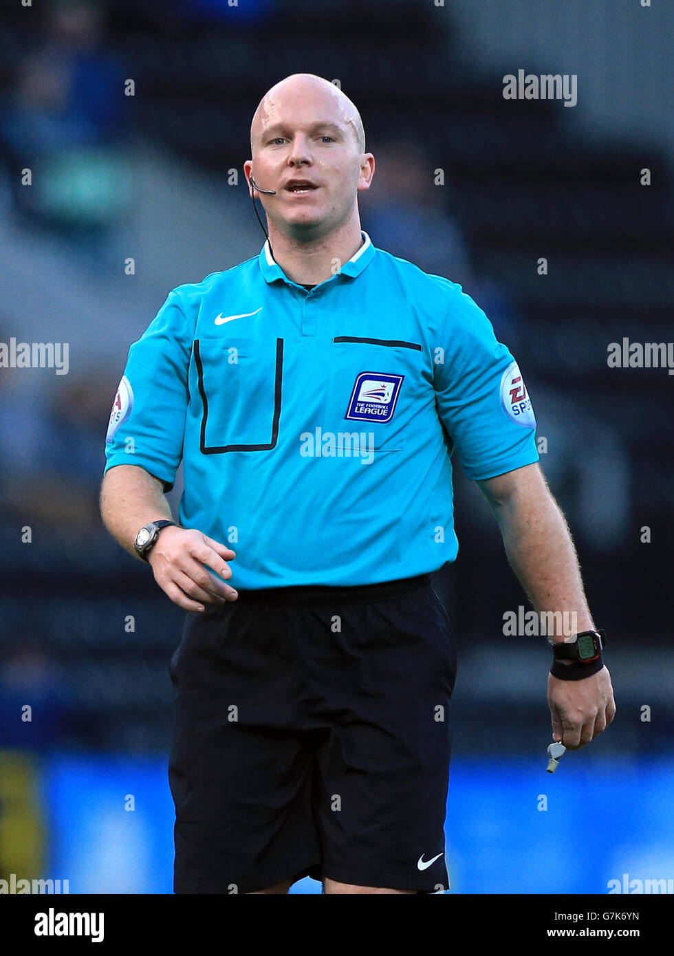 Fußball - Sky Bet League One - Notts County / Walsall - Meadow Lane. Simon Hooper, Schiedsrichter Stockfoto