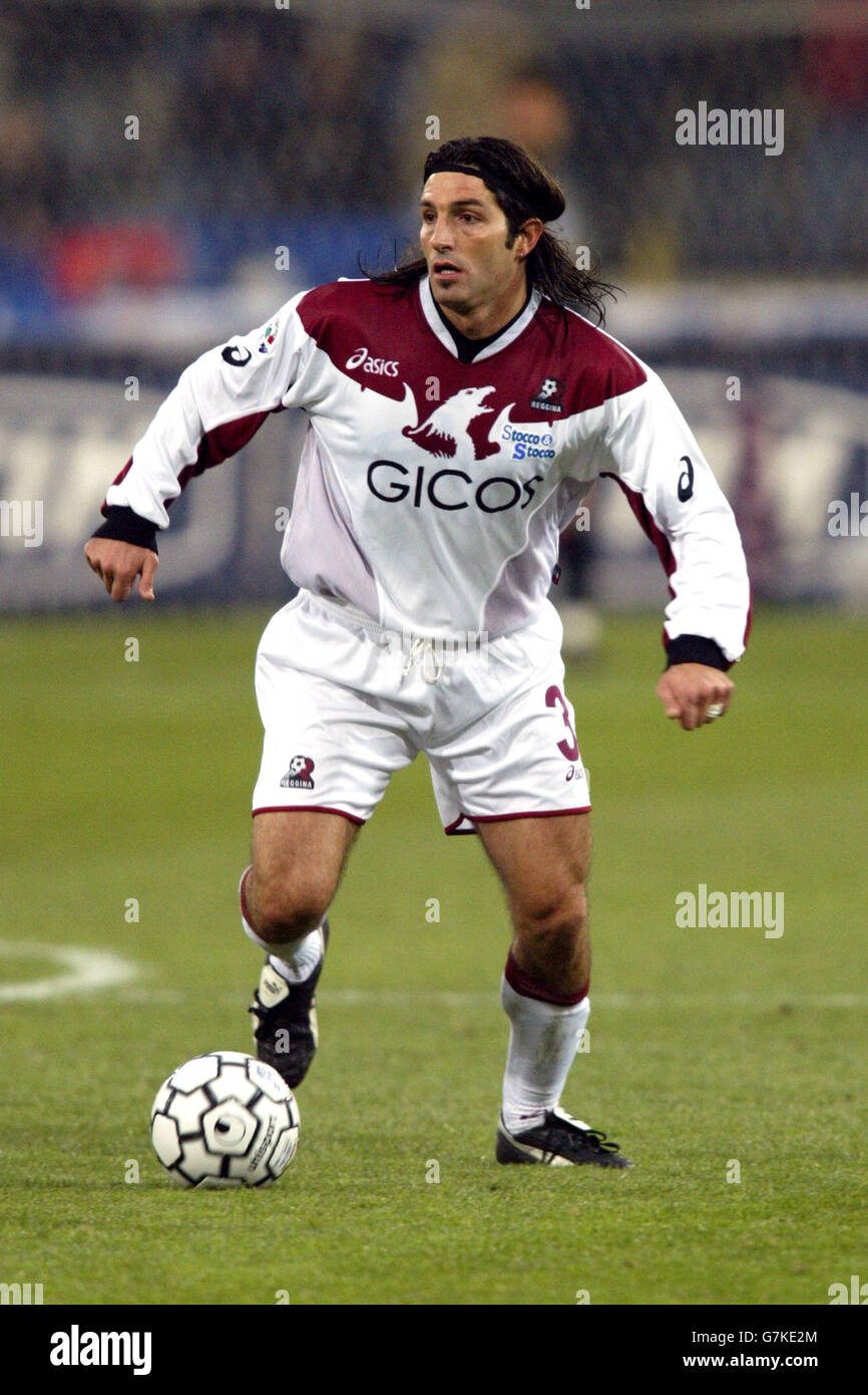 FuBball Italienische Serie A Bologna Reggina. Jacopo Balestri Reggina Stockfotografie Alamy