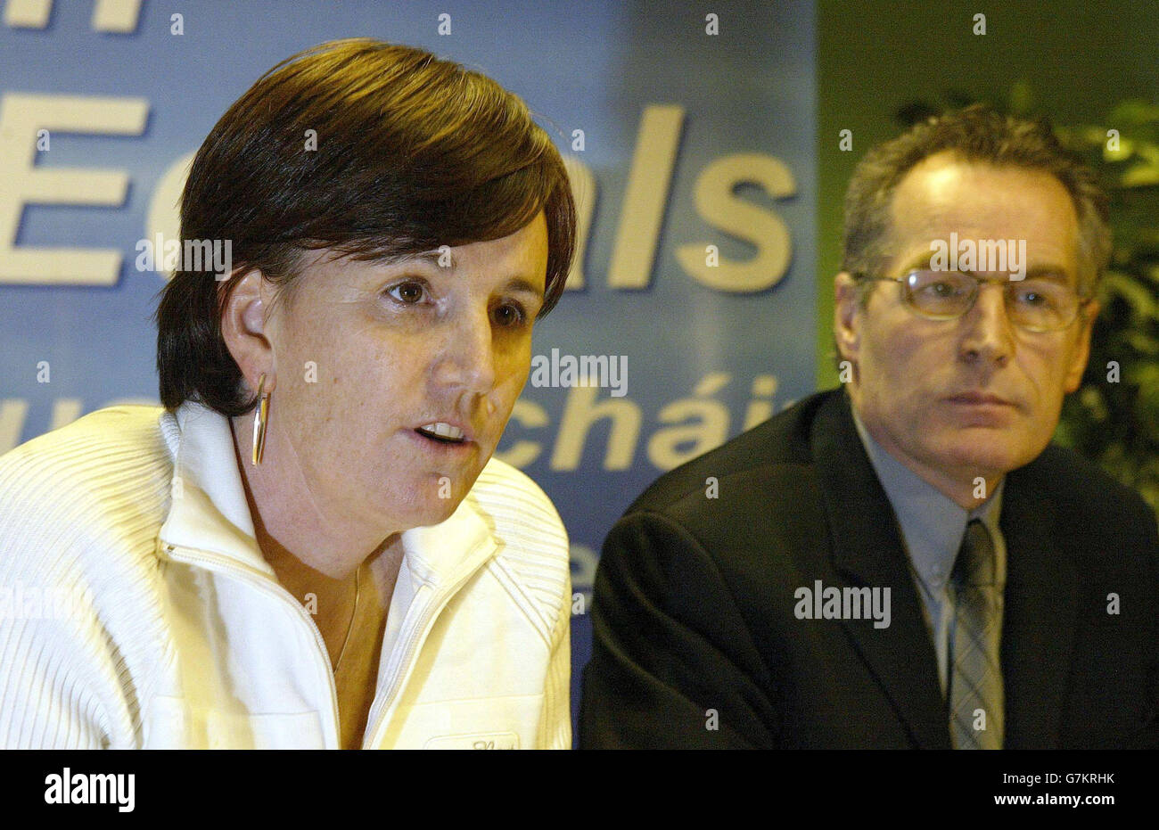 Pressekonferenz - Sinn Féin-zentrale Stockfoto