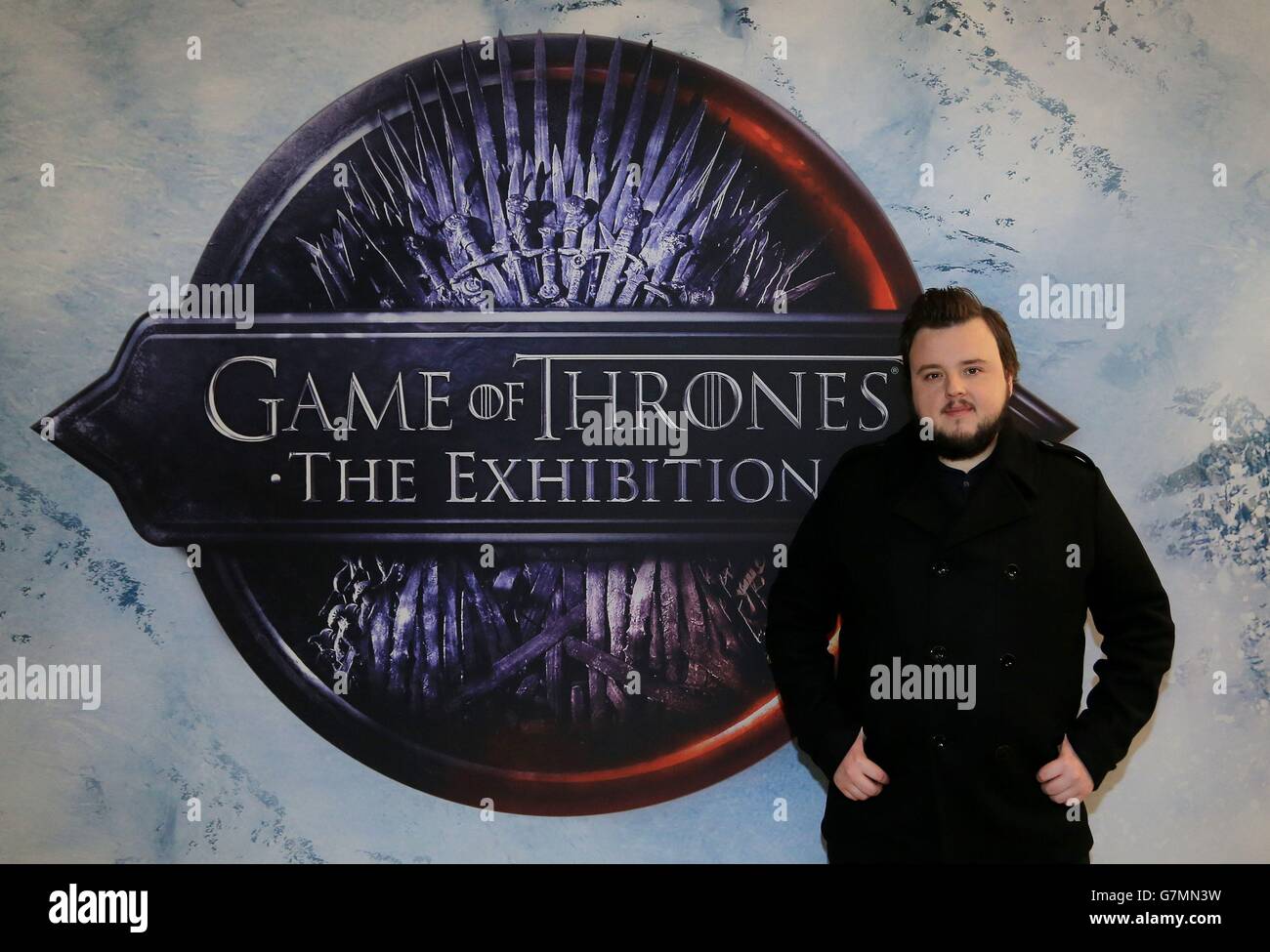 Filme Und Serien Von John Bradley west Schauspieler John Bradley-West, der Samwell Tarly in der Fernsehserie Game of Thrones spielt, bei der Eröffnung der Ausstellung Game of Thrones in der O2 Arena in London Stockfotografie - Alamy