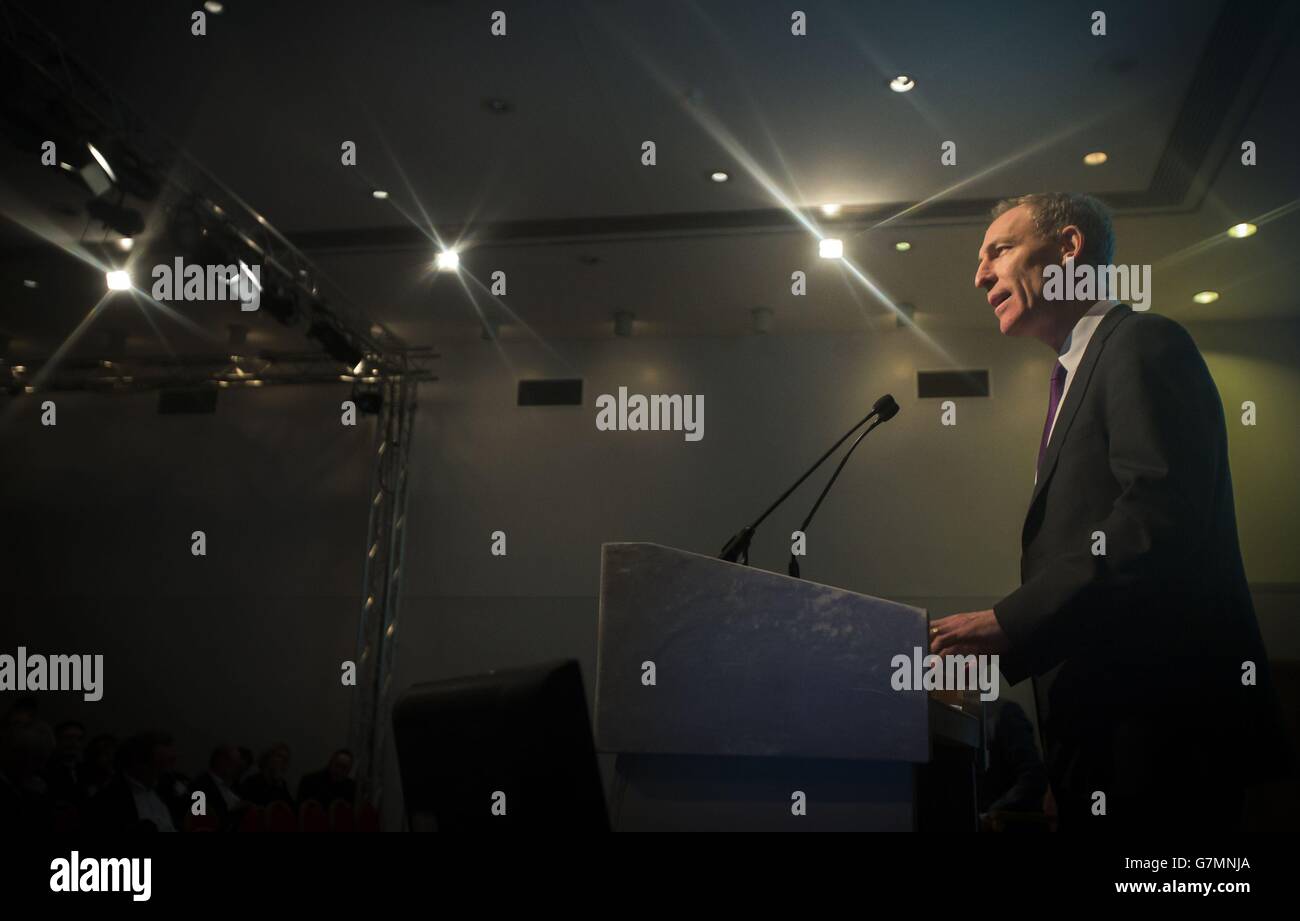 Jim Murphy, der Vorsitzende der schottischen Labour Party, spricht vor dem Devolution Summit von Core Cities UK in der Glasgow Royal Concert Hall. Stockfoto