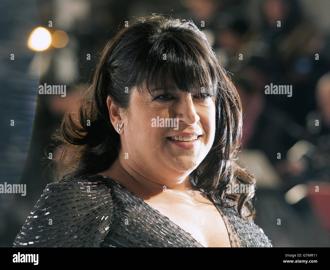 E L James bei der UK-Premiere von Fifty Shades of Grey im Odeon Leicester Square, London. DRÜCKEN Sie VERBANDSFOTO. Bilddatum: Donnerstag, 12. Februar 2015. Siehe PA Geschichte SHOWBIZ Fifty. Bildnachweis sollte lauten: Dominic Lipinski/PA Wire Stockfoto