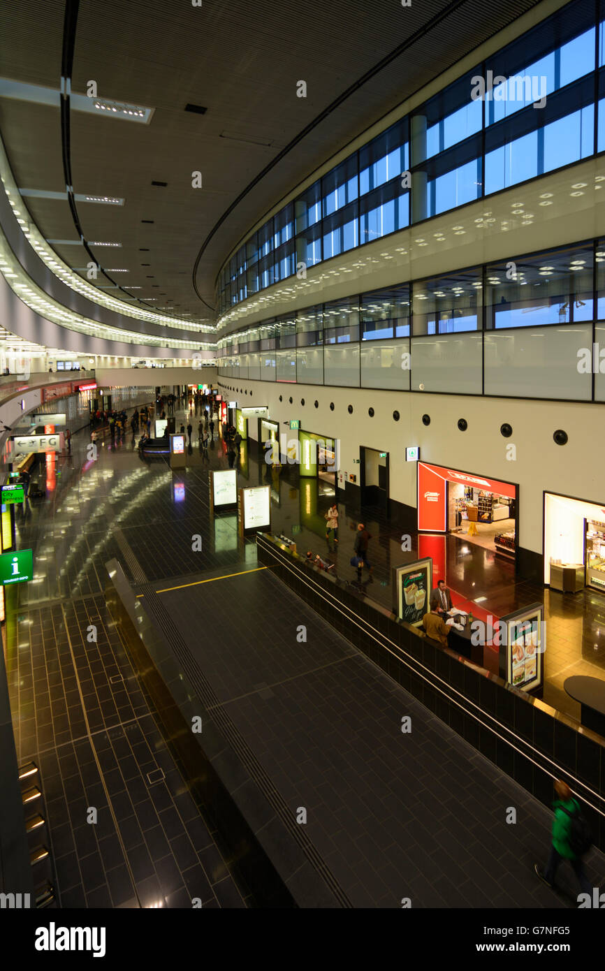 Flughafen Wien: Check-in 3 (Projektnamen Skylink), Schwechat, Österreich, Niederösterreich, Niederösterreich, Donau Stockfoto