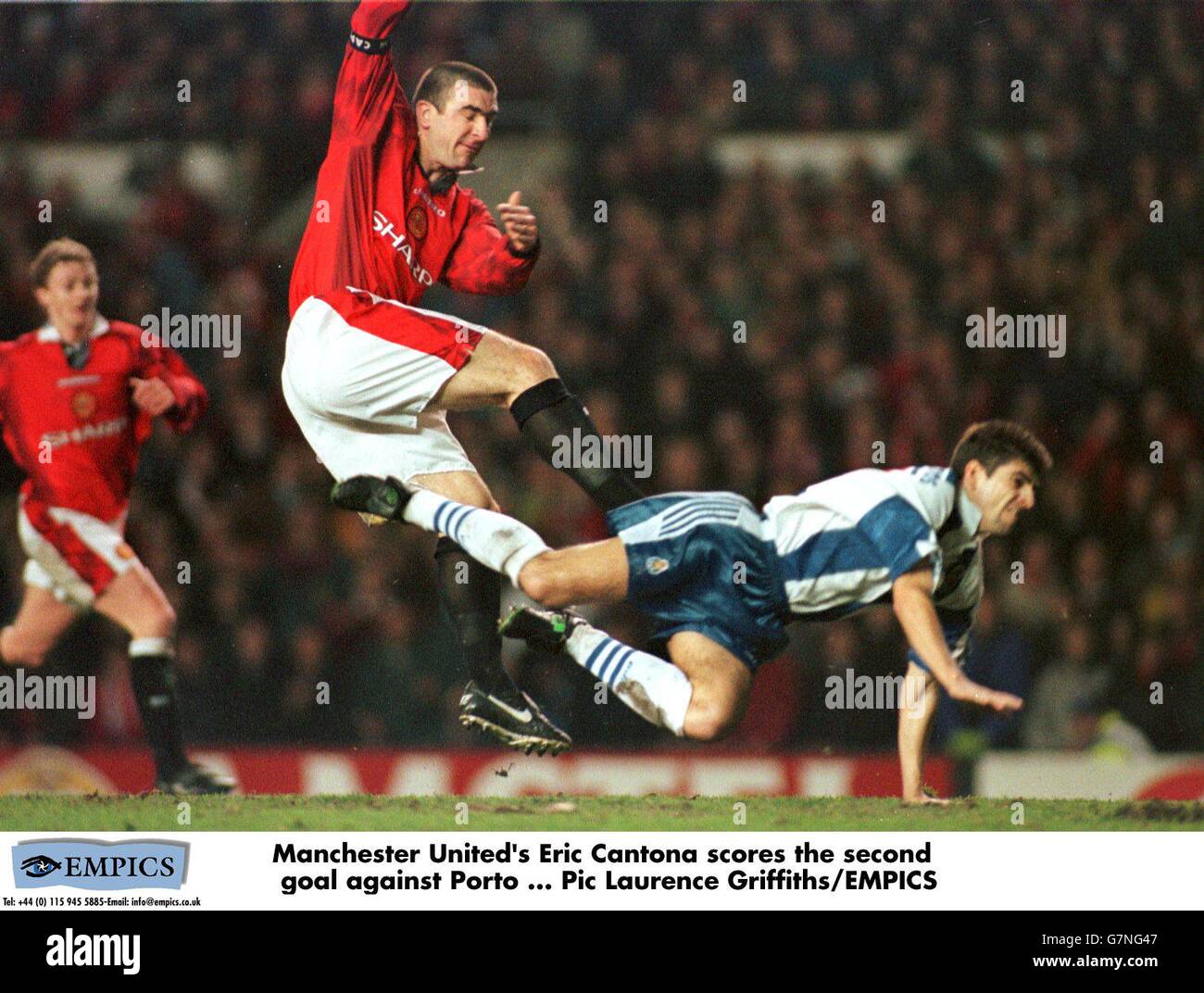 1.196 Stock-Fotos und hochauflösende Bilder zu Cantona Manchester United - Getty Images