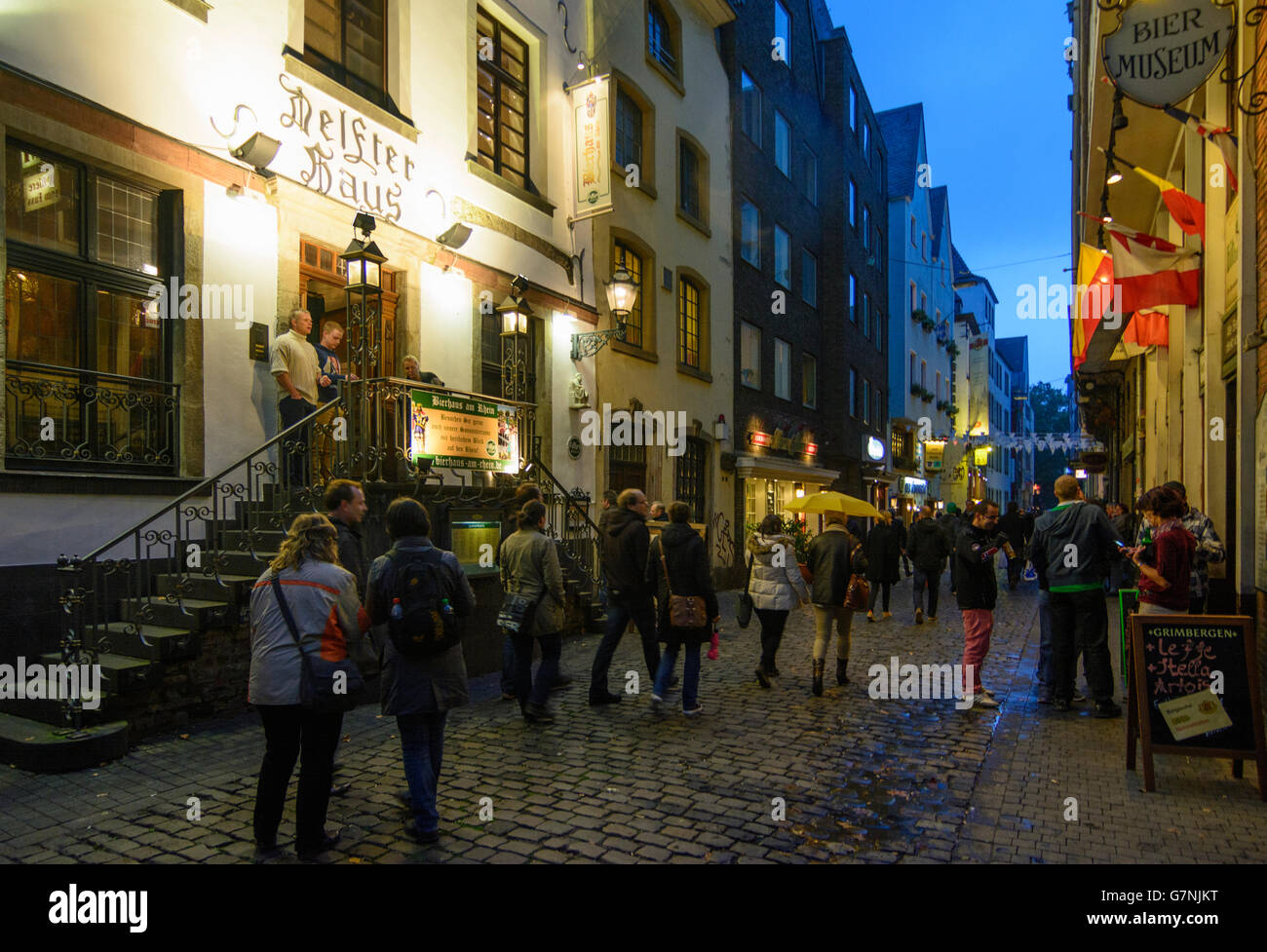 Altstadt mit Bars, Köln, Köln, Nordrhein-Westfalen, Nordrhein-Westfalen, Stockfoto