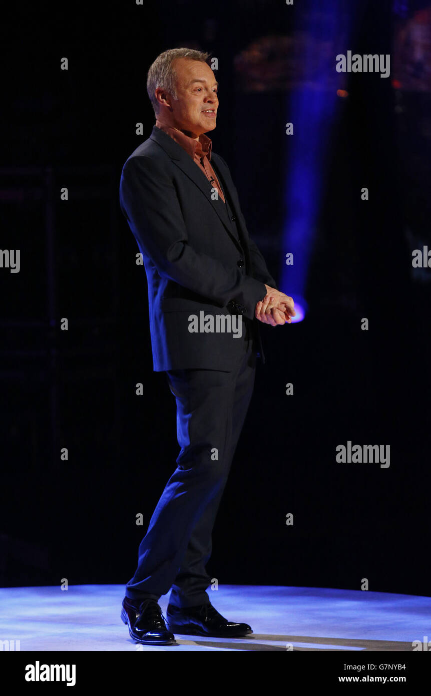 Gastgeber Graham Norton während der Dreharbeiten zur Graham Norton Show in den London Studios im Zentrum von London. Stockfoto