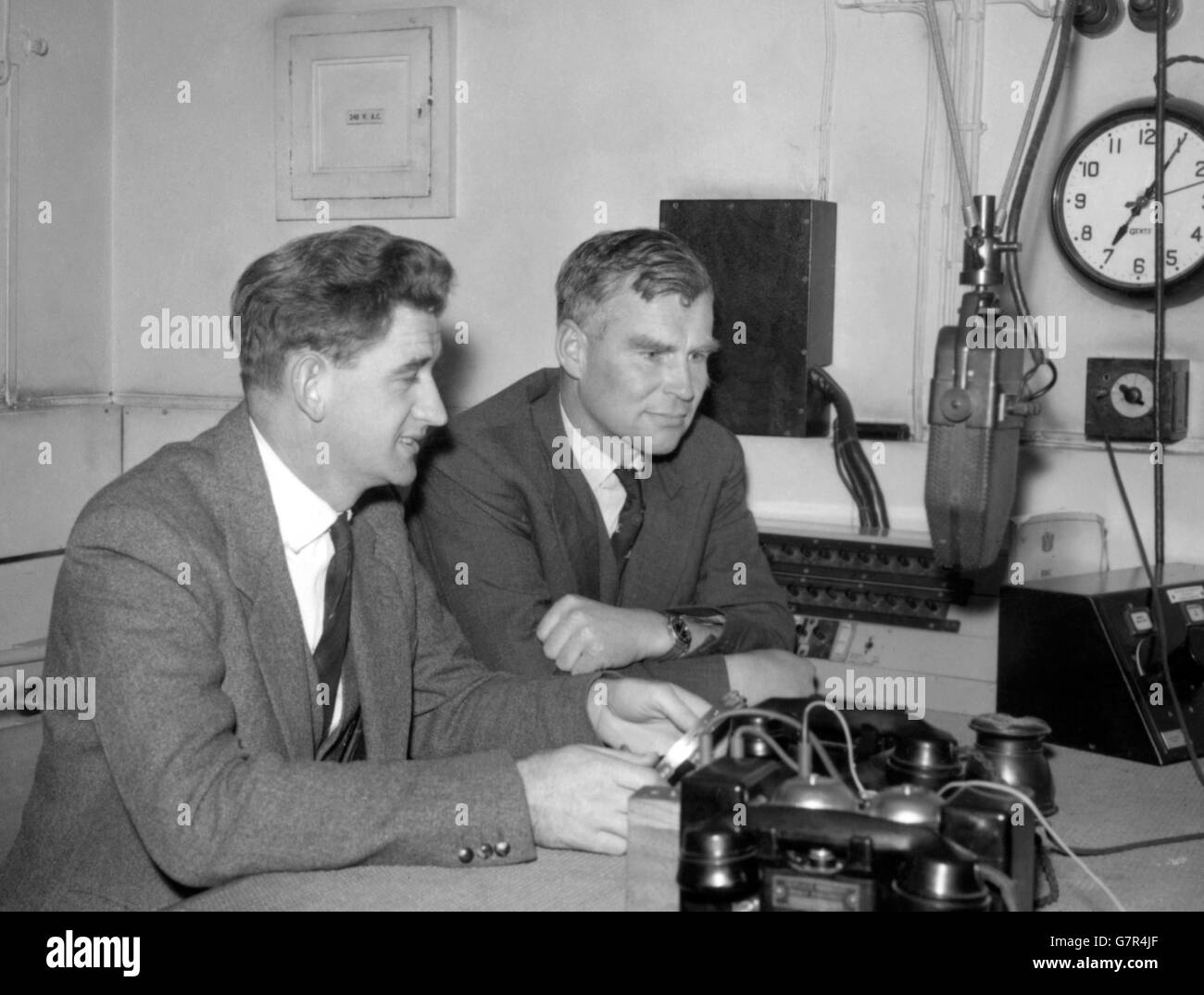 Exploration - Sir Vivian Fuchs - Commonwealth Trans-Antarktis-Expedition - BBC Broadcasting House, London Stockfoto