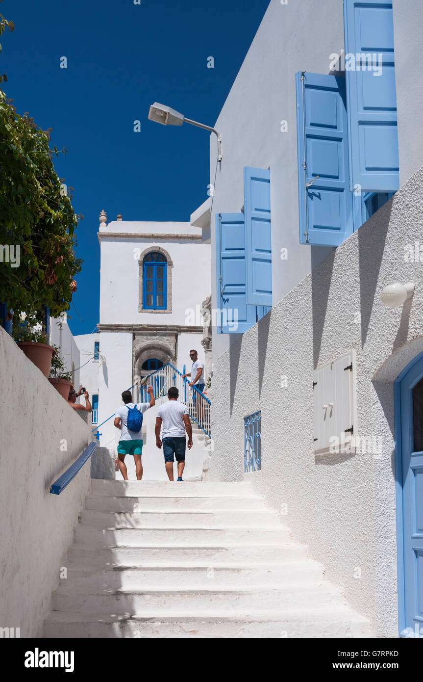 Schritte zum Hauptplatz im Dorf Nikia, Nisyros (Nissyros ...