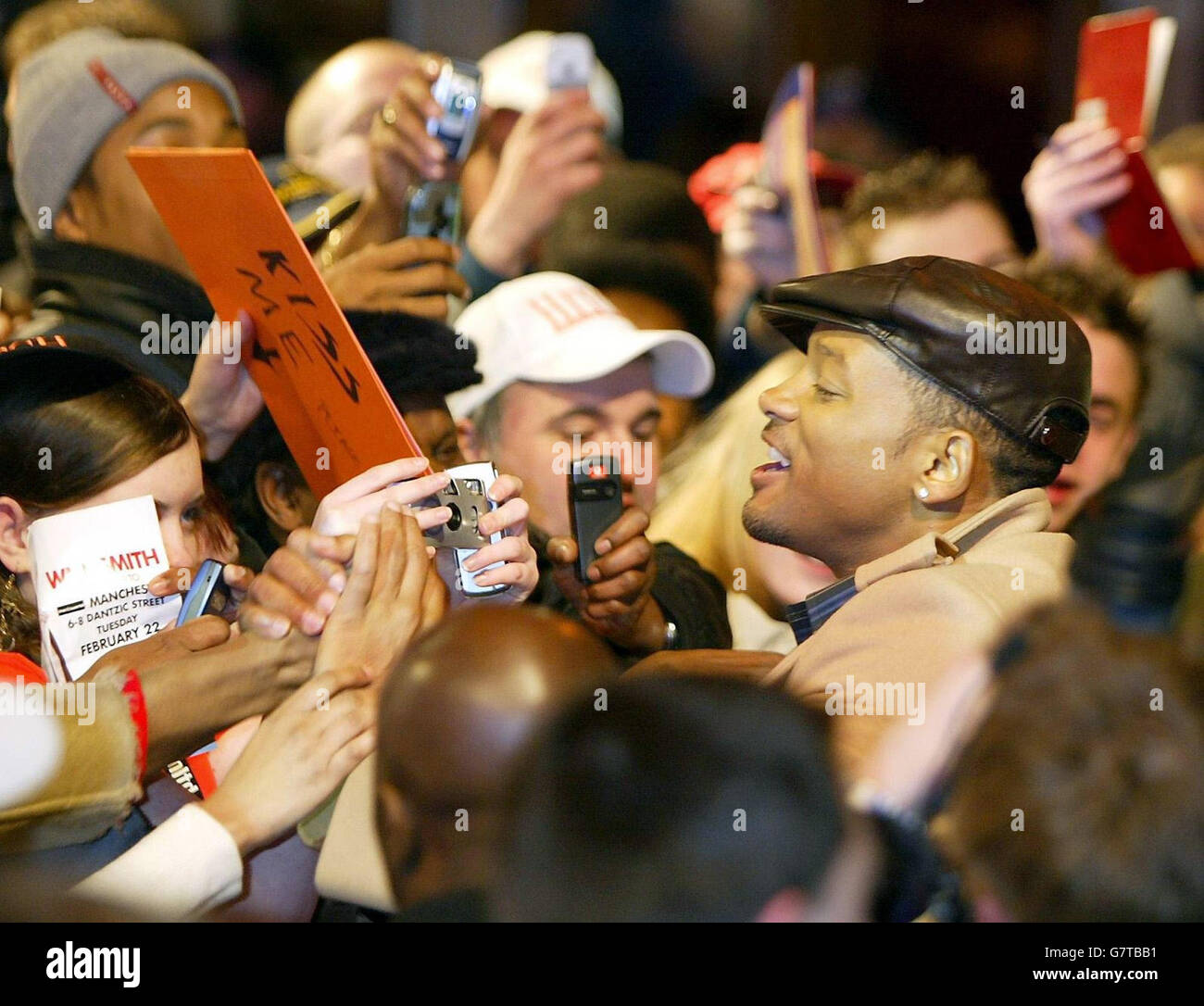 Der amerikanische Schauspieler will Smith trifft Fans. Will wird heute Filmgeschichte schreiben, als er versucht, drei Gala-Premieren seines neuesten Films in drei verschiedenen Städten zu besuchen. Stockfoto