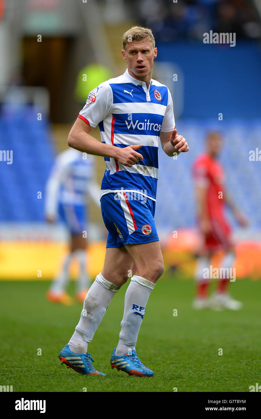 Fußball - Himmel Bet Meisterschaft - lesen gegen Cardiff City - Madejski-Stadion Stockfoto