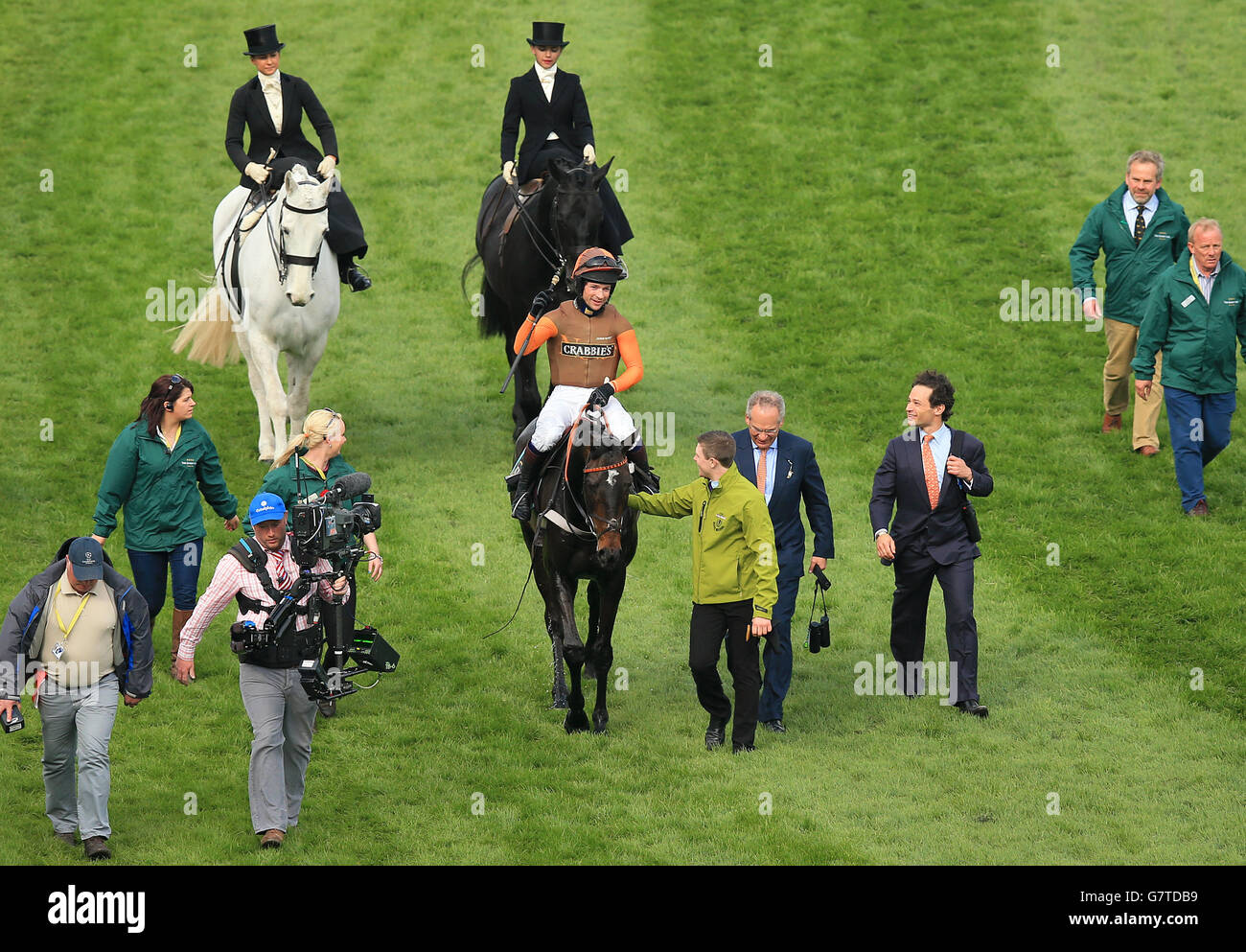 Horse Racing - Crabbies Grand National 2015 - Ladies Day - Aintree Racecourse Stockfoto