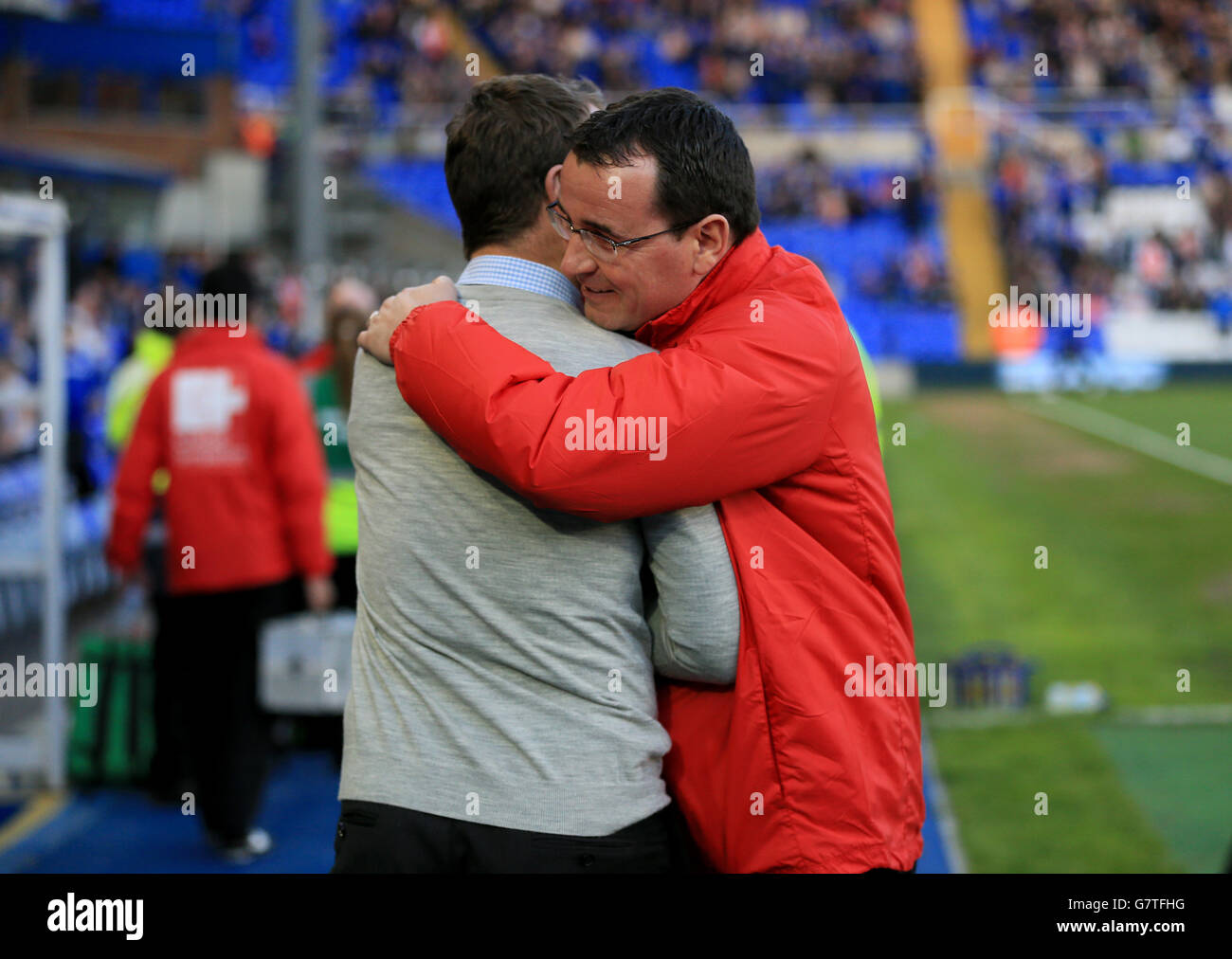 Fußball - Sky Bet Championship - Birmingham City / Blackburn Rovers - St Andrews. Gary Bowyer, Manager von Blackburn Rovers (rechts), mit Gary Rowlett, Manager von Birmingham City (links) Stockfoto