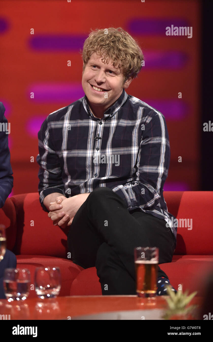 Josh Widdicombe während der Dreharbeiten zur Graham Norton Show in den London Studios im Süden Londons. Stockfoto