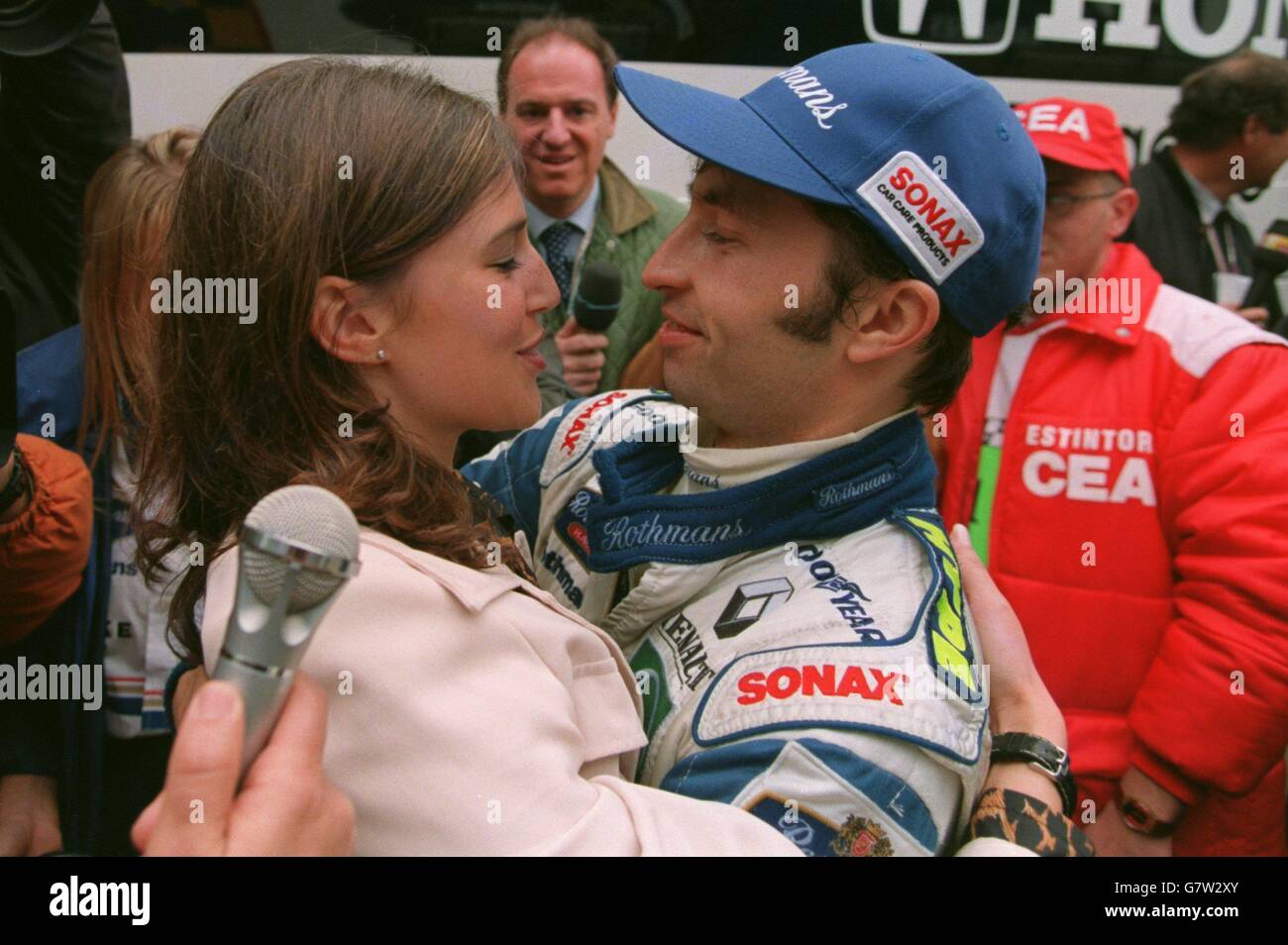 HeinzHarald Frentzen und Freundin Tanya feiern seinen ersten Grand Prix