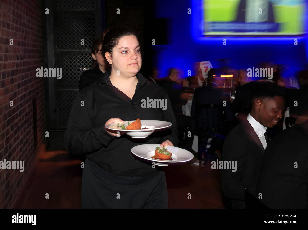 Fußball - The Football League Awards 2015 - The Brewery - London. Das Essen wird bei den Football League Awards 2015 in der Brauerei in London serviert. Stockfoto