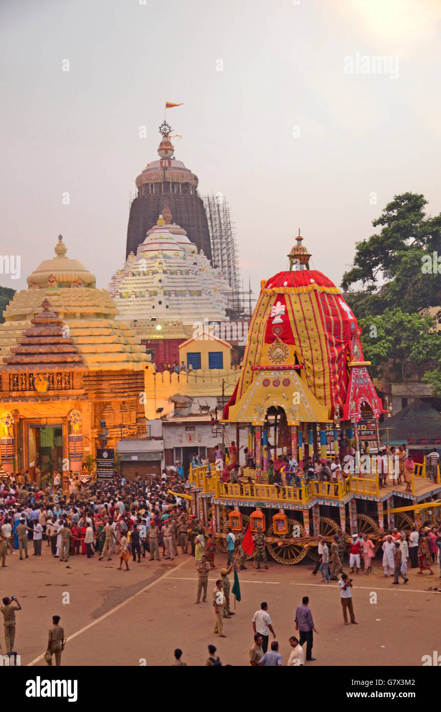 Rathyatra oder Chariot Festival mit Jagannatha-Tempel im Hintergrund, Puri, Orissa, Indien Stockfoto Rathyatra oder Chariot Festival mit Jagannatha-Tempel im Hintergrund, Puri, Orissa, Indien Stockfoto